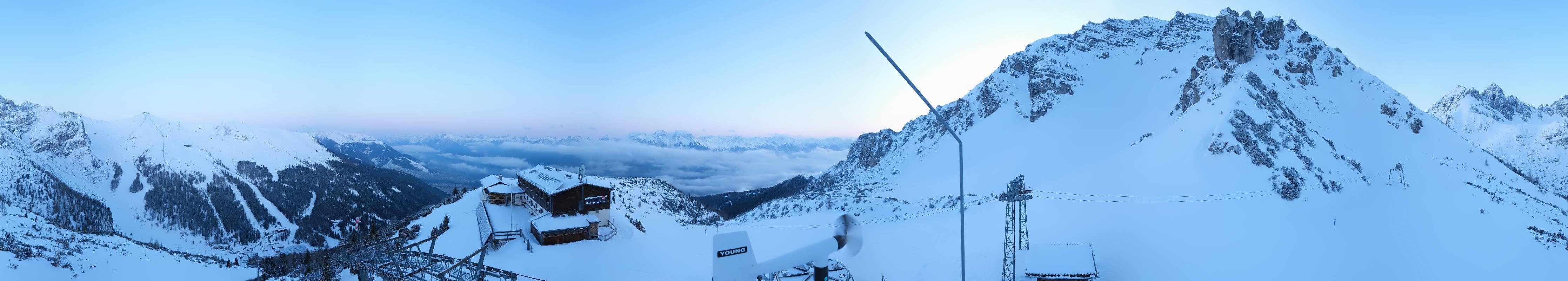 Archiv Foto Webcam Axams: Blick vom Birgitzköpflhaus