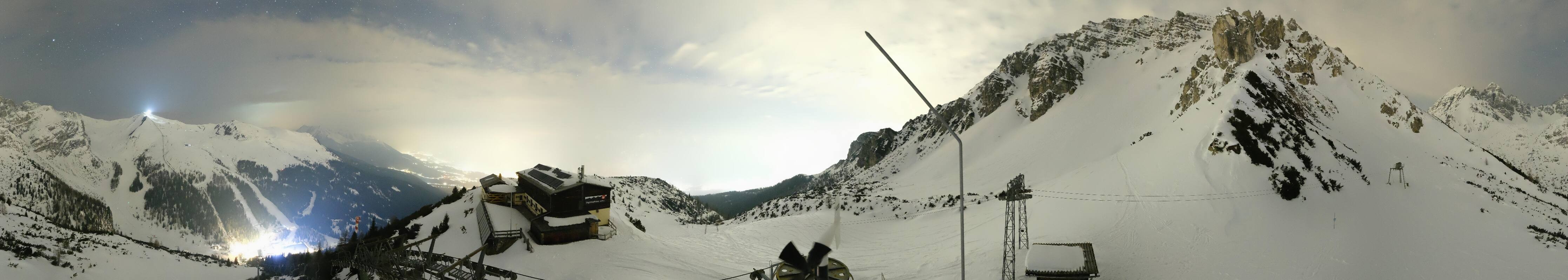 Archiv Foto Webcam Axams: Blick vom Birgitzköpflhaus