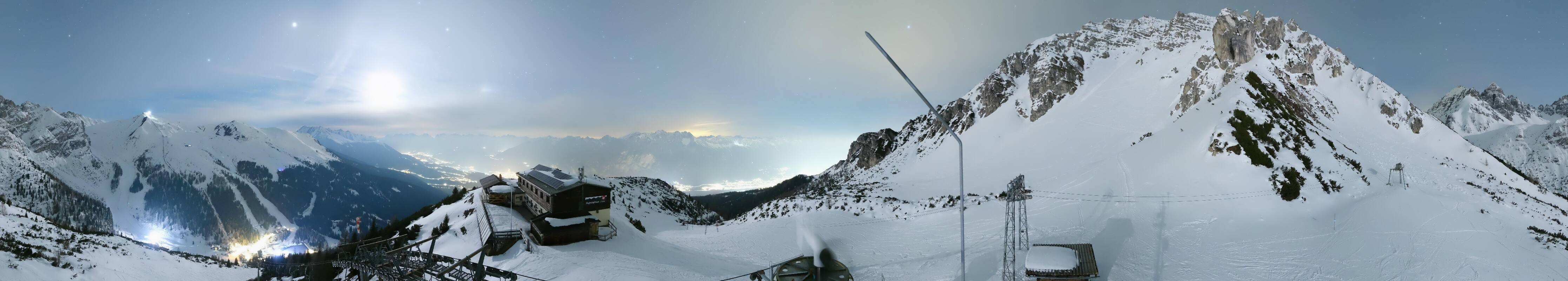 Archiv Foto Webcam Axams: Blick vom Birgitzköpflhaus