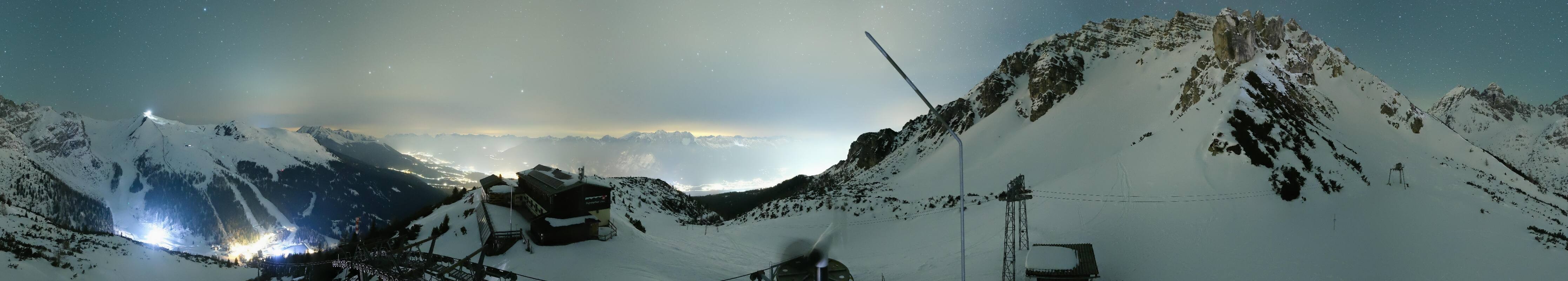 Archiv Foto Webcam Axams: Blick vom Birgitzköpflhaus