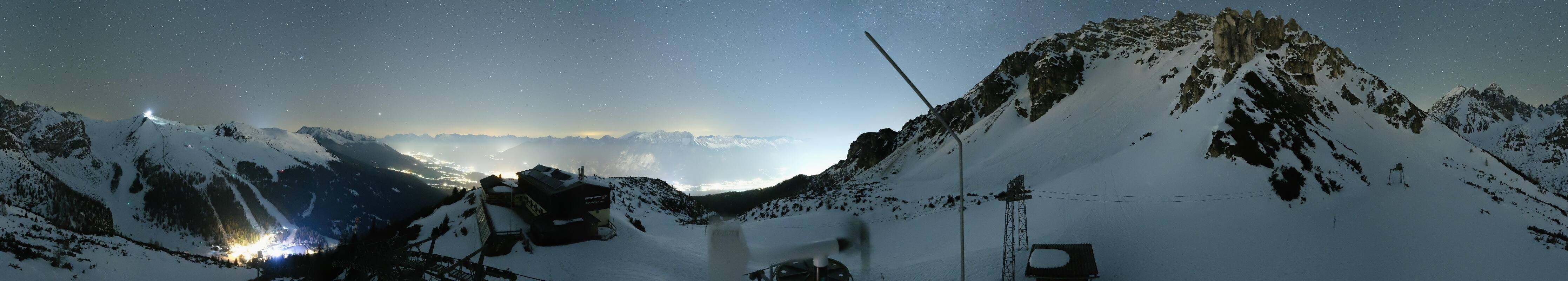 Archiv Foto Webcam Axams: Blick vom Birgitzköpflhaus
