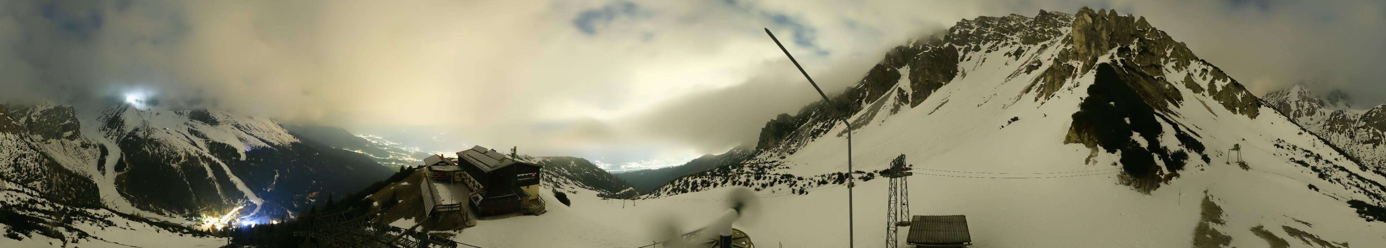 Archiv Foto Webcam Axams: Blick vom Birgitzköpflhaus