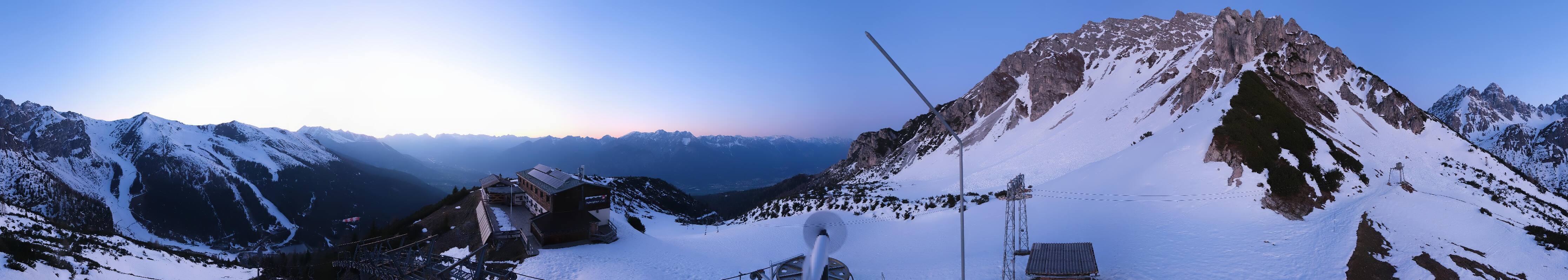 Archiv Foto Webcam Axams: Blick vom Birgitzköpflhaus