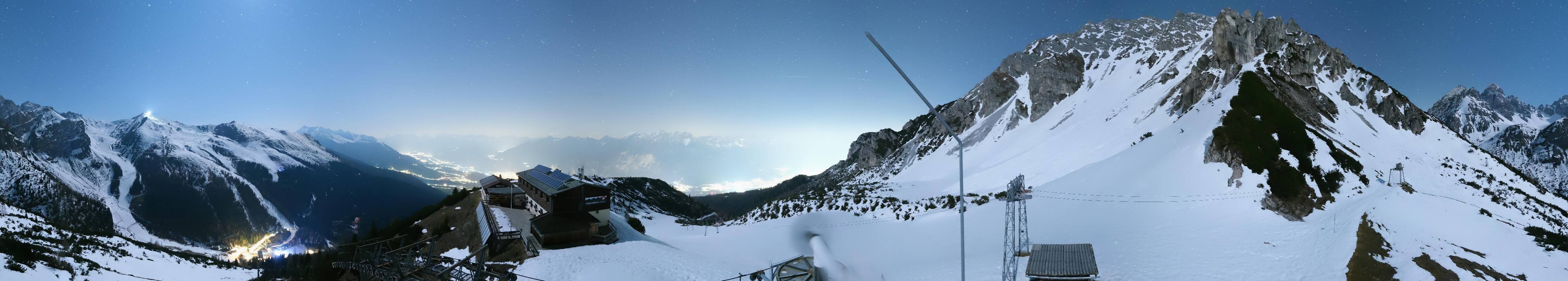 Archiv Foto Webcam Axams: Blick vom Birgitzköpflhaus