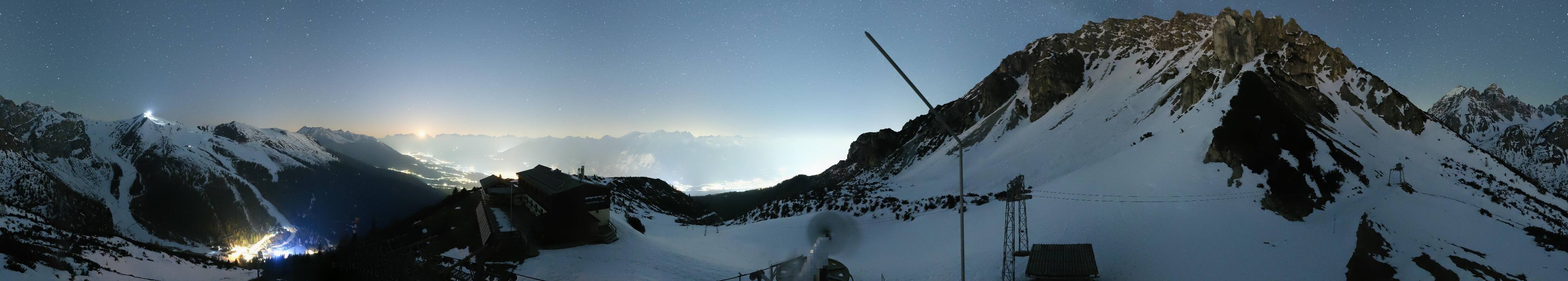 Archiv Foto Webcam Axams: Blick vom Birgitzköpflhaus