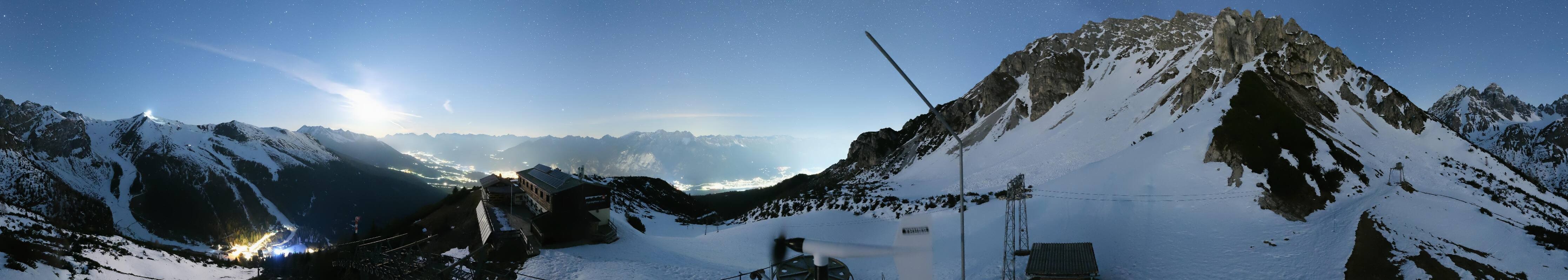 Archiv Foto Webcam Axams: Blick vom Birgitzköpflhaus
