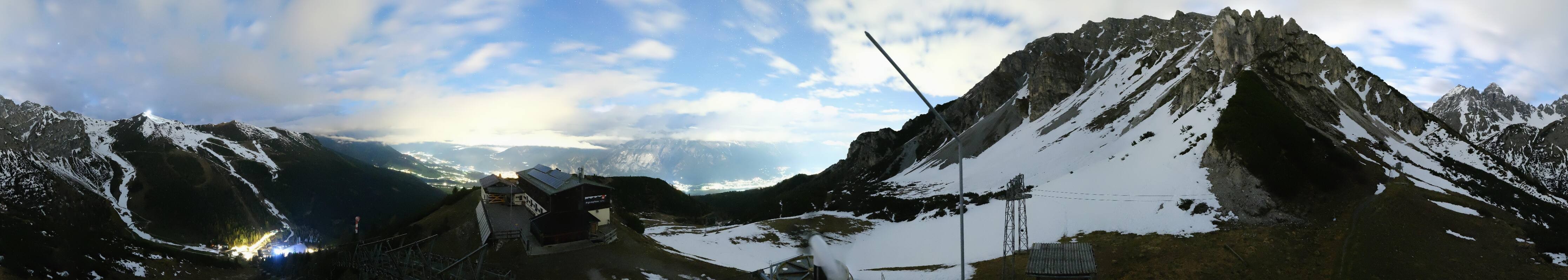 Archiv Foto Webcam Axams: Blick vom Birgitzköpflhaus
