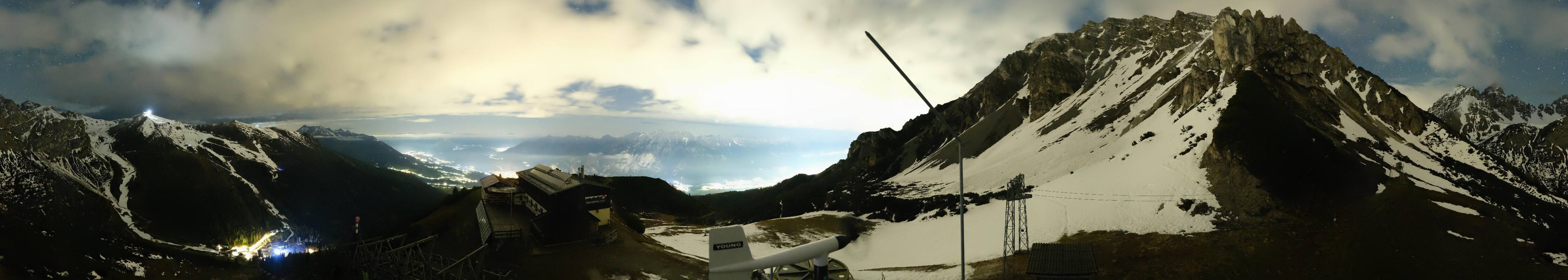 Archiv Foto Webcam Axams: Blick vom Birgitzköpflhaus