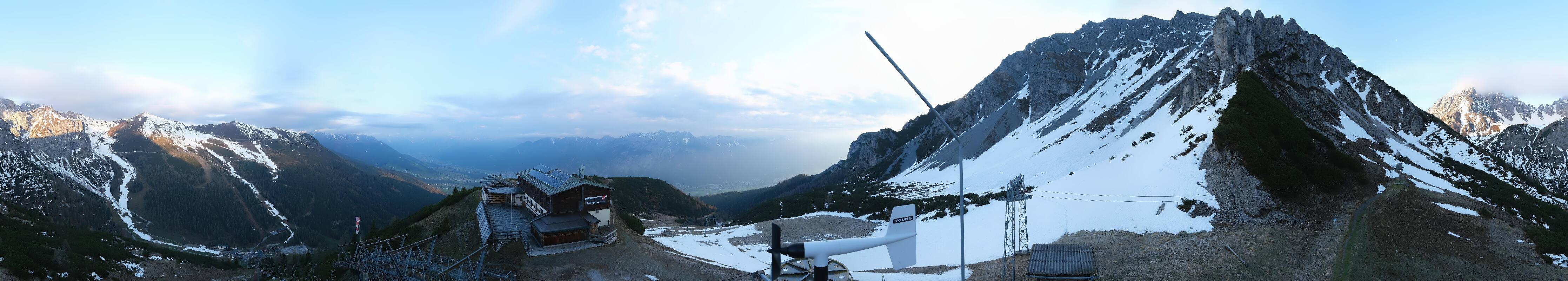 Archiv Foto Webcam Axams: Blick vom Birgitzköpflhaus