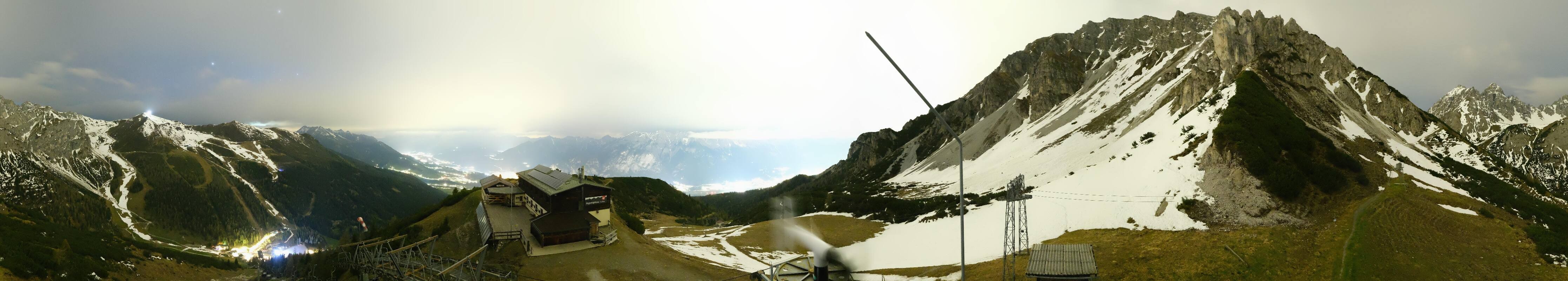 Archiv Foto Webcam Axams: Blick vom Birgitzköpflhaus