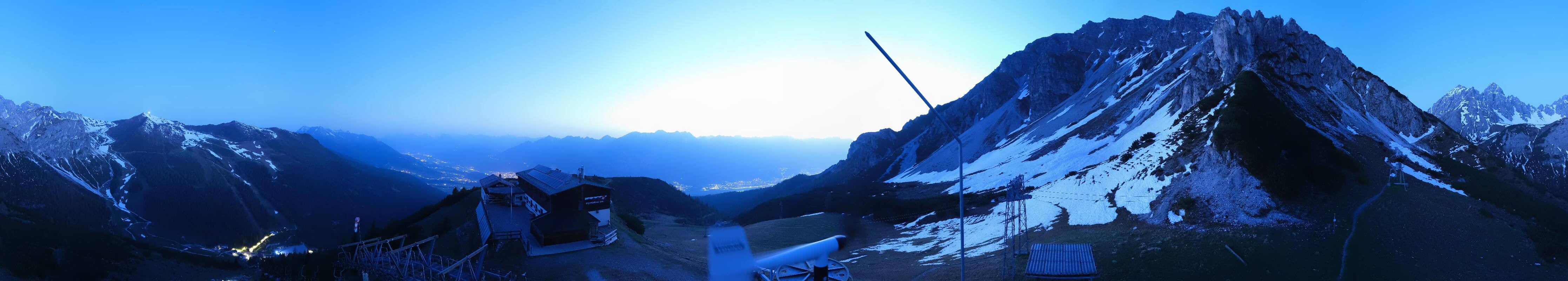 Archiv Foto Webcam Axams: Blick vom Birgitzköpflhaus