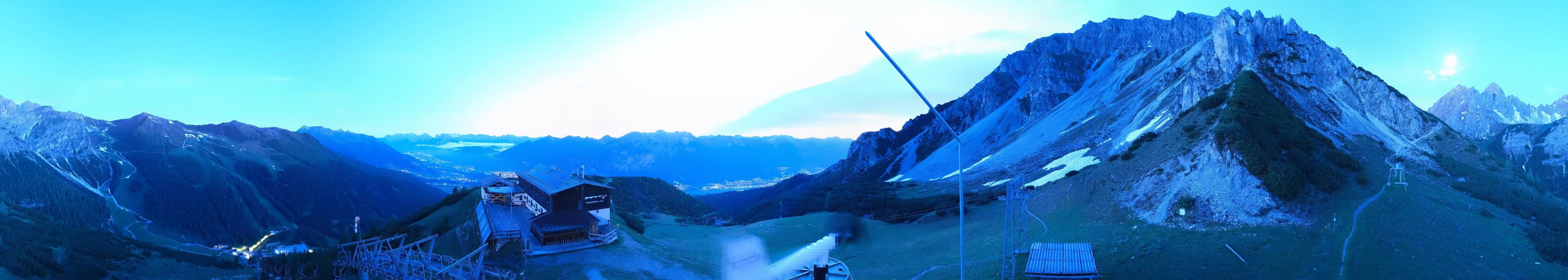 Archiv Foto Webcam Axams: Blick vom Birgitzköpflhaus