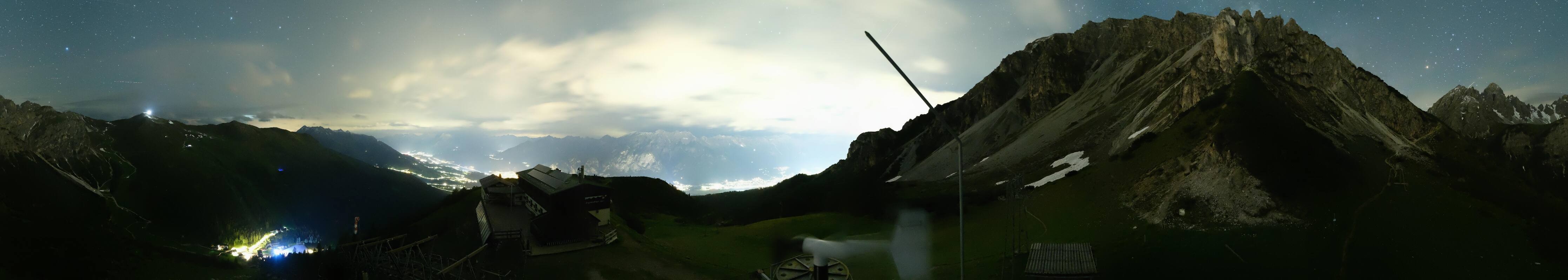 Archiv Foto Webcam Axams: Blick vom Birgitzköpflhaus