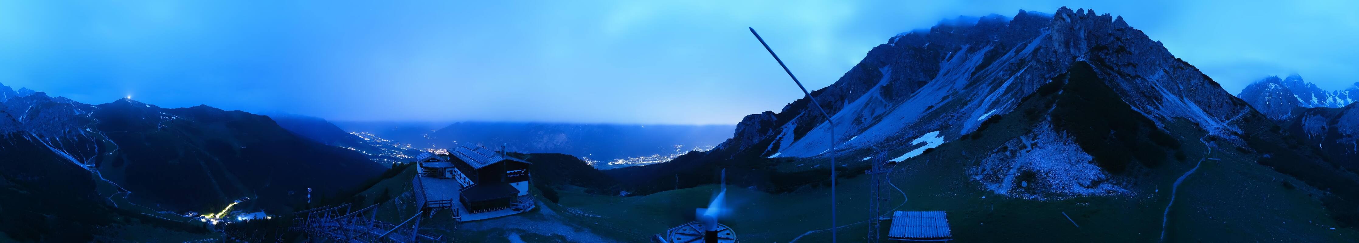 Archiv Foto Webcam Axams: Blick vom Birgitzköpflhaus
