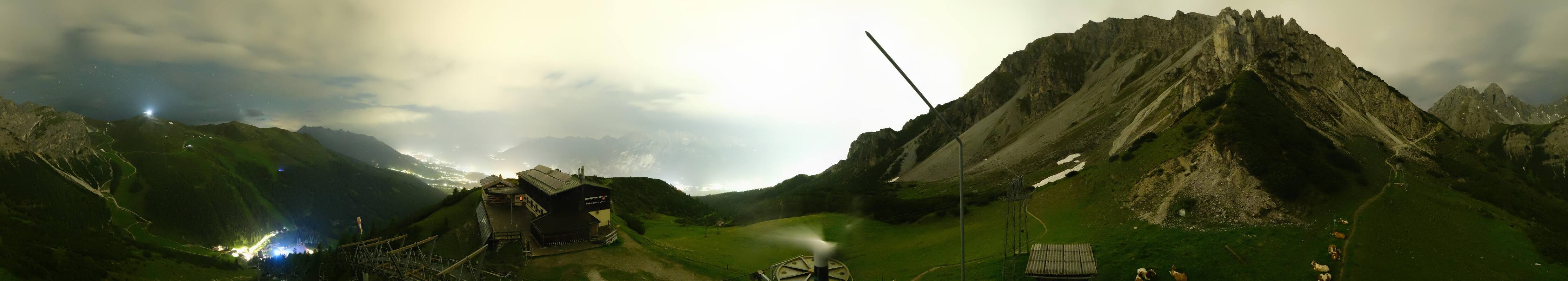 Archiv Foto Webcam Axams: Blick vom Birgitzköpflhaus