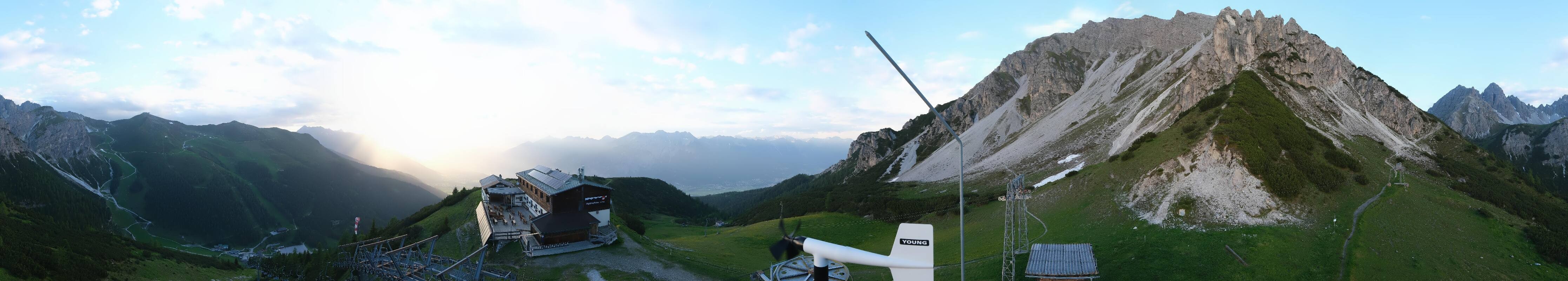 Archiv Foto Webcam Axams: Blick vom Birgitzköpflhaus