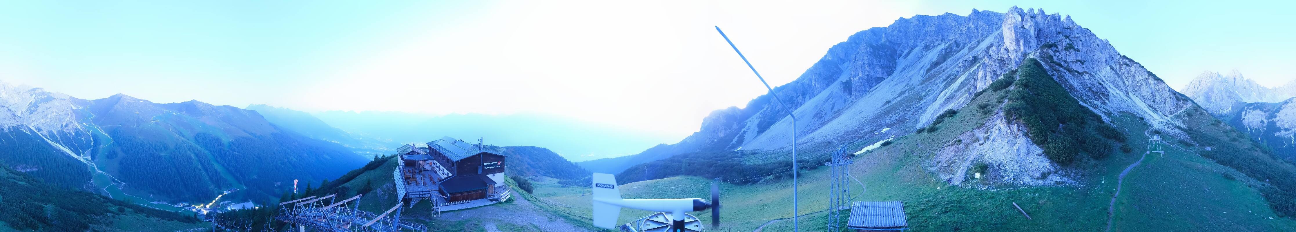 Archiv Foto Webcam Axams: Blick vom Birgitzköpflhaus