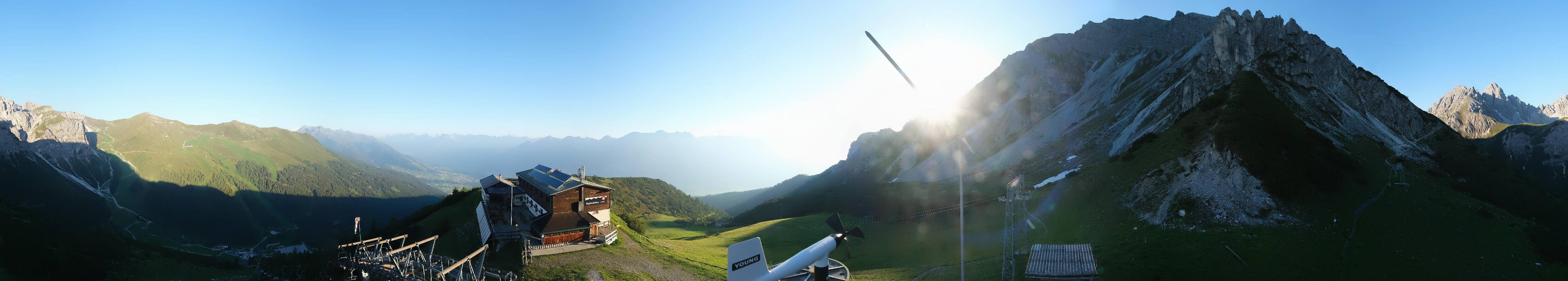 Archiv Foto Webcam Axams: Blick vom Birgitzköpflhaus