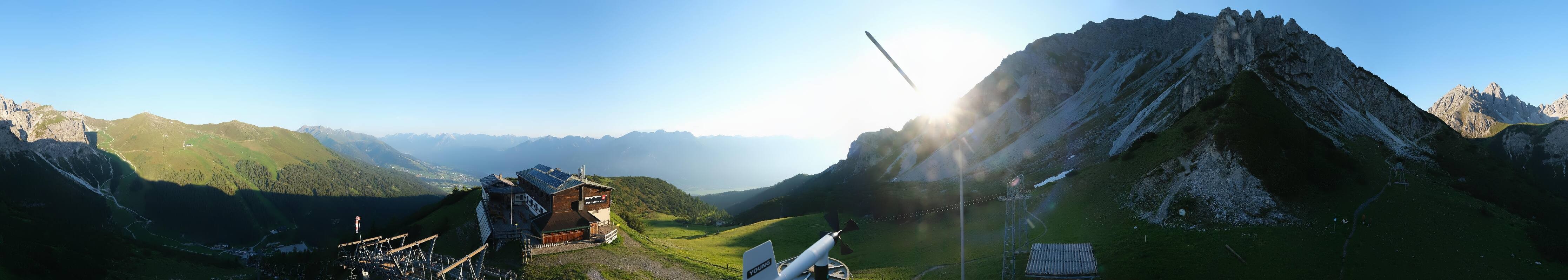 Archiv Foto Webcam Axams: Blick vom Birgitzköpflhaus