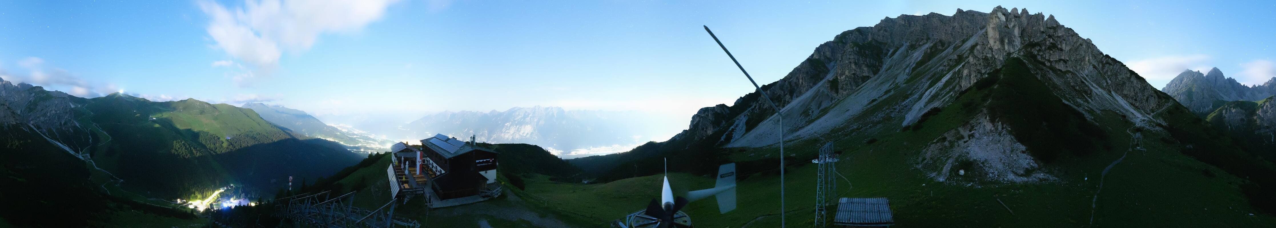 Archiv Foto Webcam Axams: Blick vom Birgitzköpflhaus