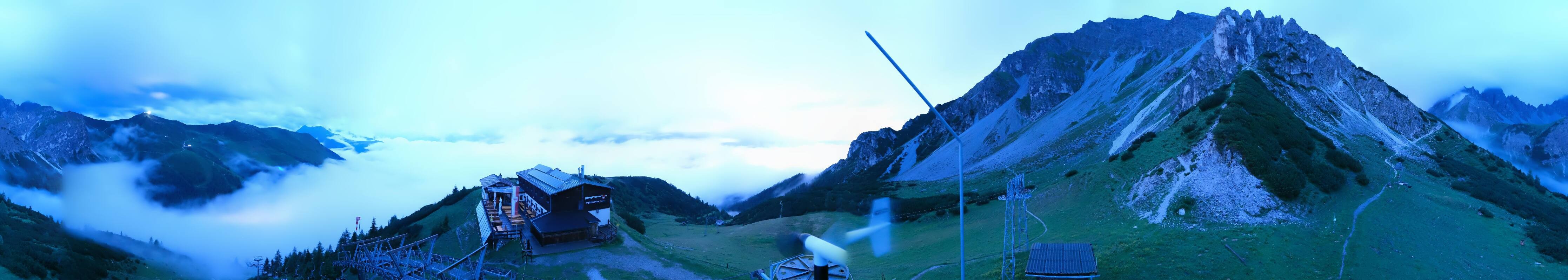 Archiv Foto Webcam Axams: Blick vom Birgitzköpflhaus