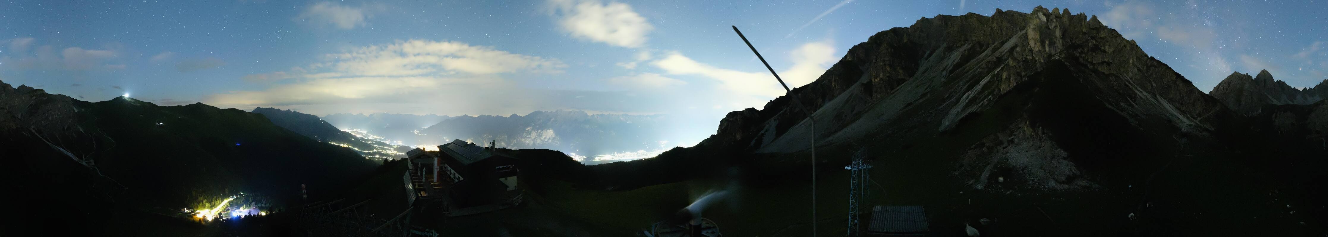Archiv Foto Webcam Axams: Blick vom Birgitzköpflhaus