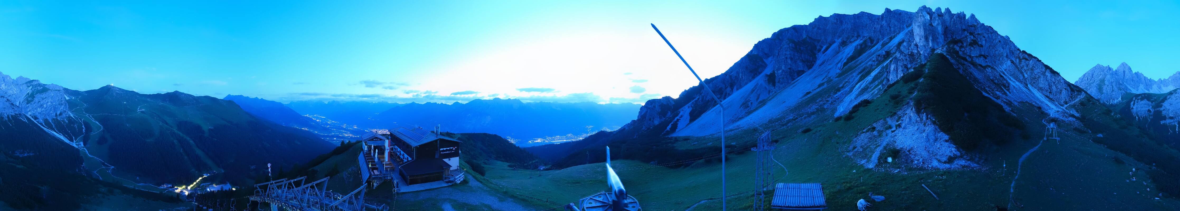 Archiv Foto Webcam Axams: Blick vom Birgitzköpflhaus