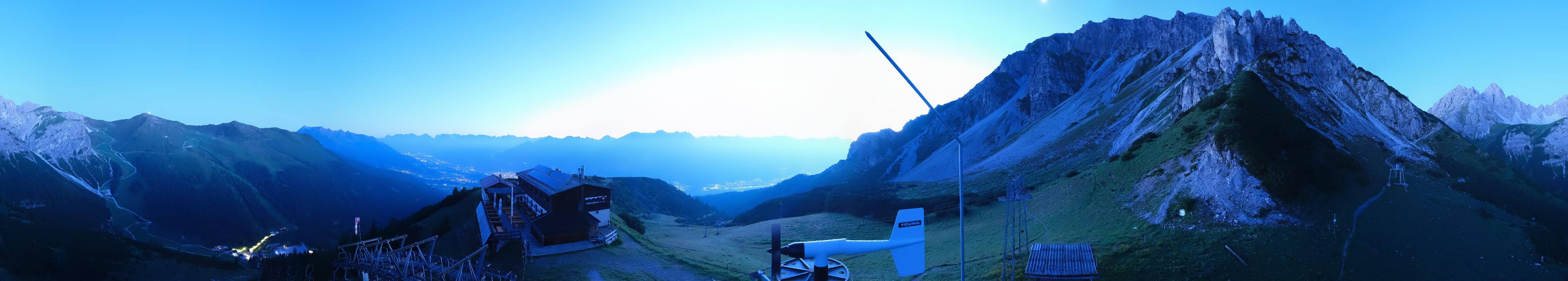 Archiv Foto Webcam Axams: Blick vom Birgitzköpflhaus