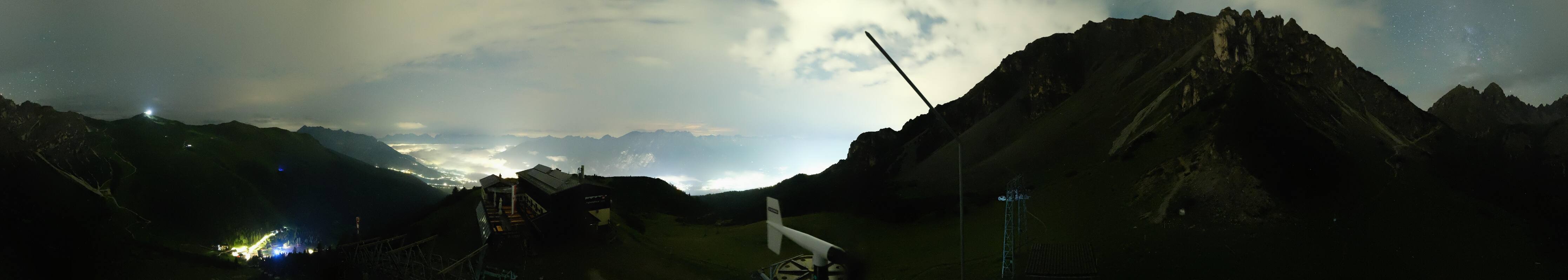Archiv Foto Webcam Axams: Blick vom Birgitzköpflhaus