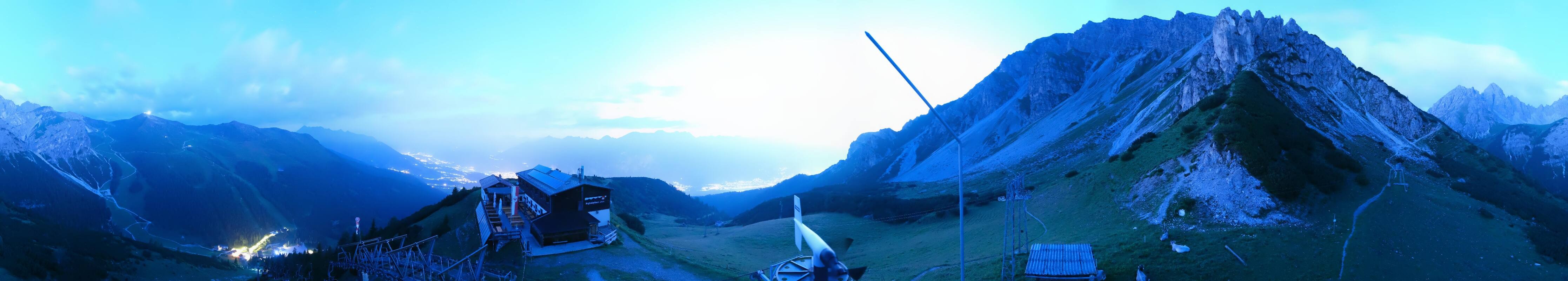 Archiv Foto Webcam Axams: Blick vom Birgitzköpflhaus