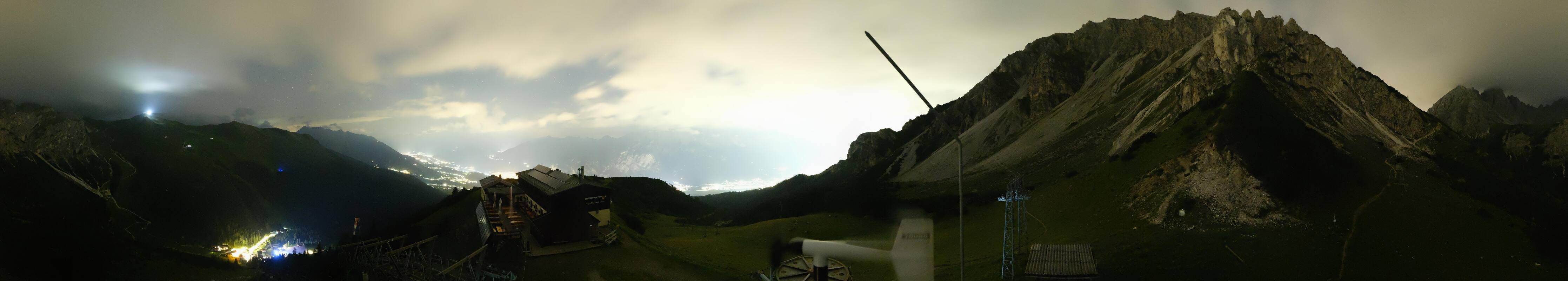 Archiv Foto Webcam Axams: Blick vom Birgitzköpflhaus