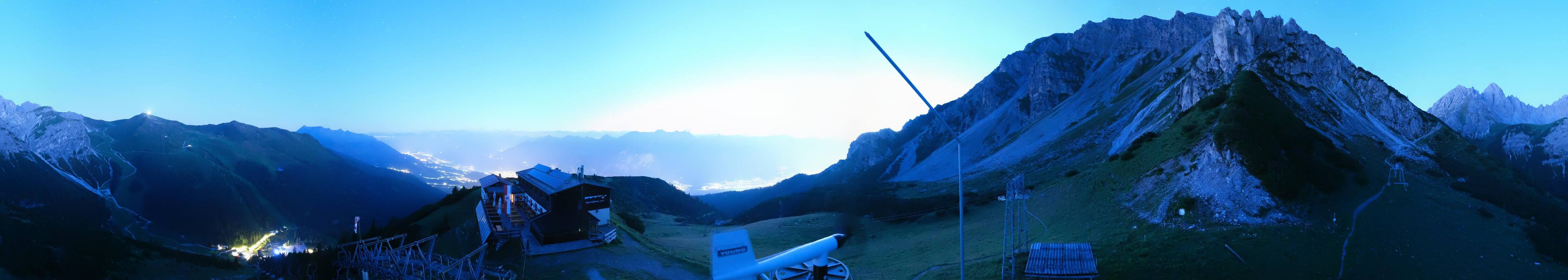 Archiv Foto Webcam Axams: Blick vom Birgitzköpflhaus