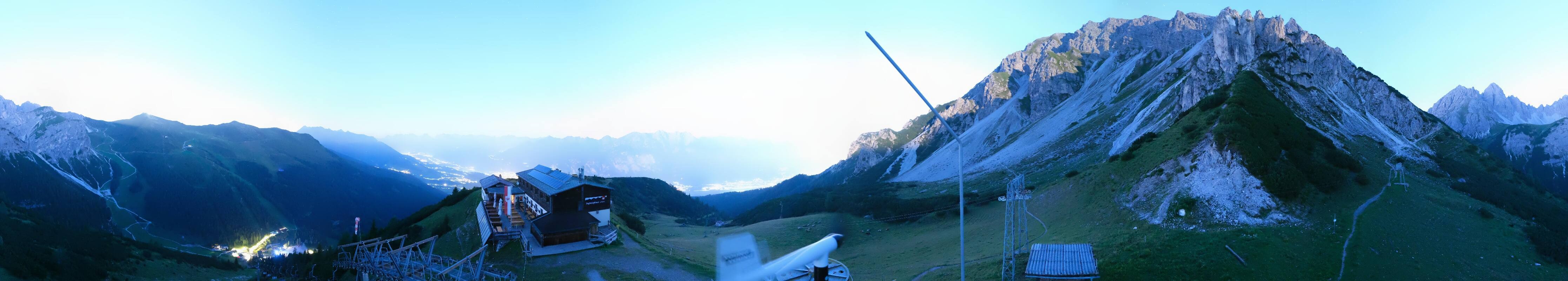 Archiv Foto Webcam Axams: Blick vom Birgitzköpflhaus