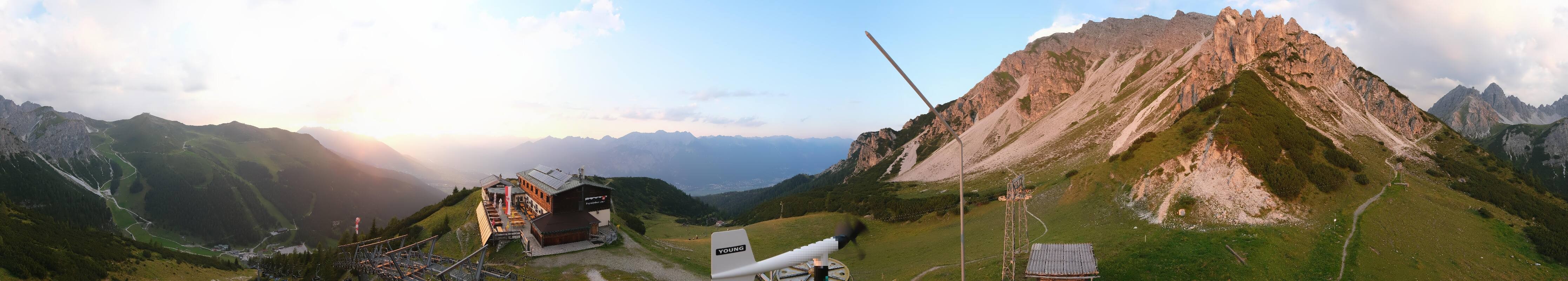 Archiv Foto Webcam Axams: Blick vom Birgitzköpflhaus