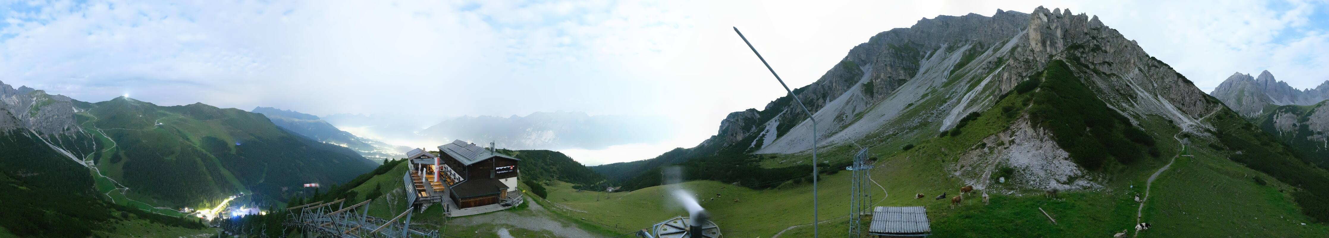 Archiv Foto Webcam Axams: Blick vom Birgitzköpflhaus