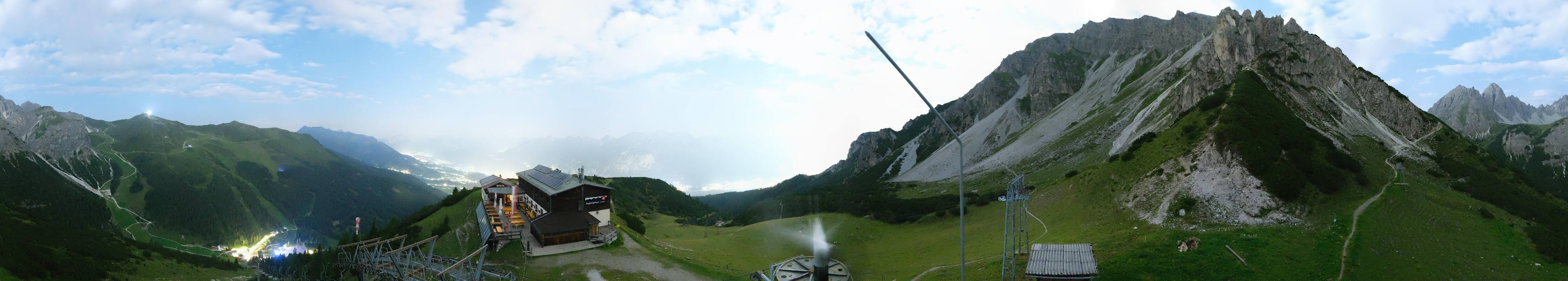 Archiv Foto Webcam Axams: Blick vom Birgitzköpflhaus