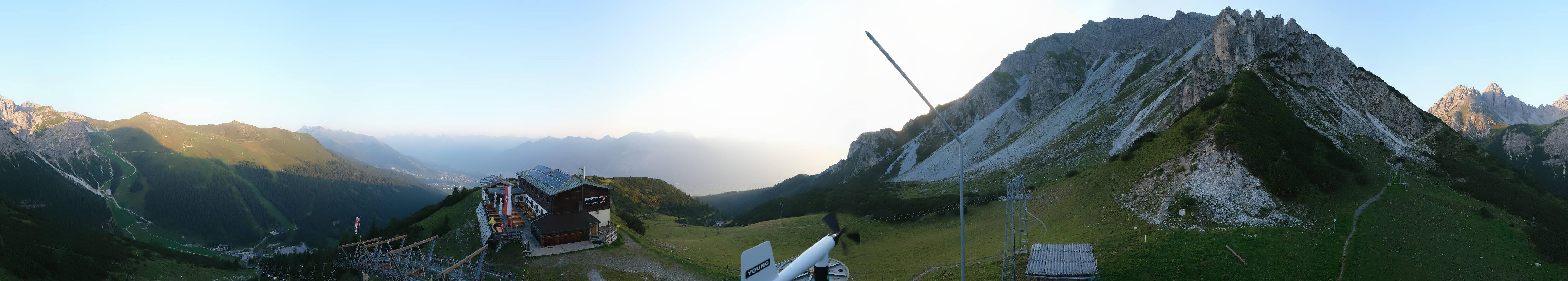 Archiv Foto Webcam Axams: Blick vom Birgitzköpflhaus