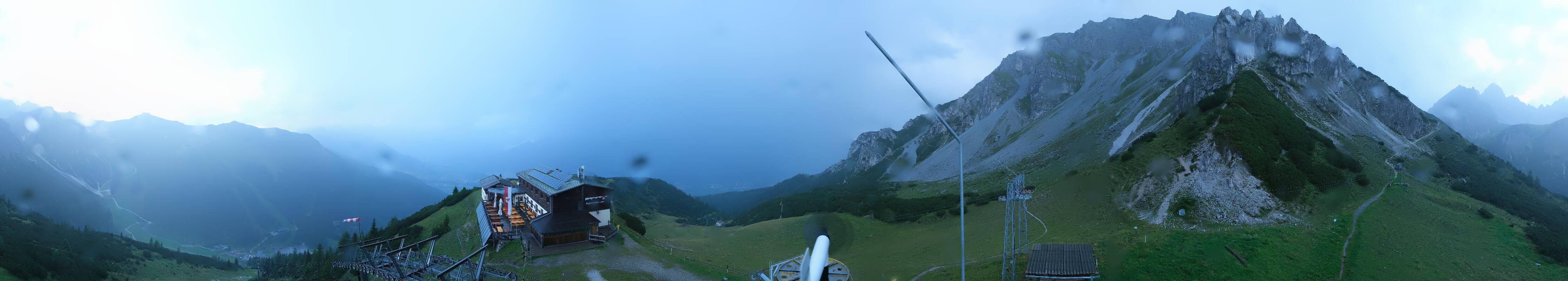 Archiv Foto Webcam Axams: Blick vom Birgitzköpflhaus