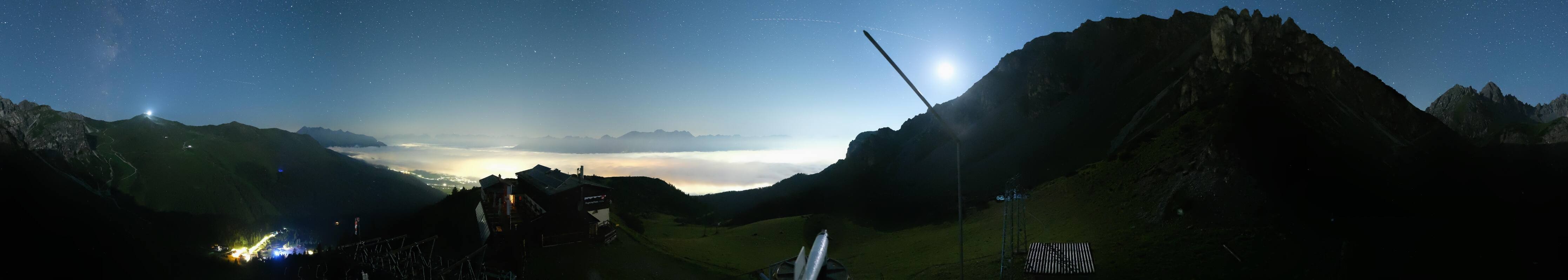 Archiv Foto Webcam Axams: Blick vom Birgitzköpflhaus