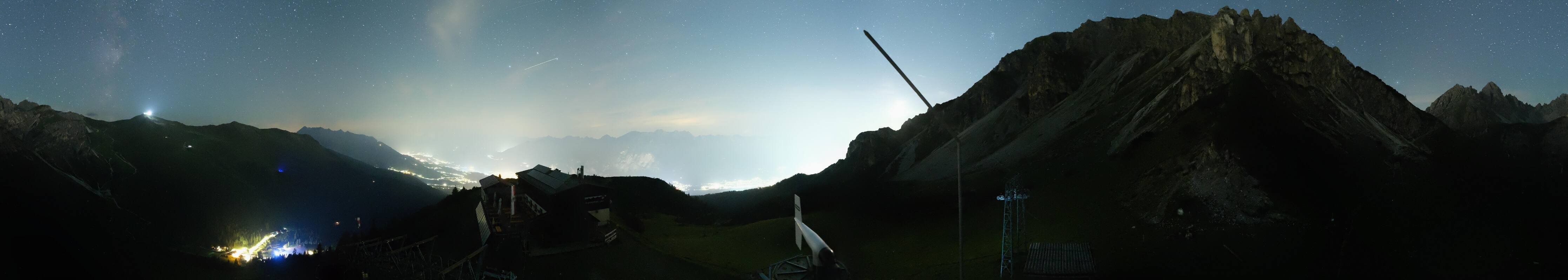 Archiv Foto Webcam Axams: Blick vom Birgitzköpflhaus