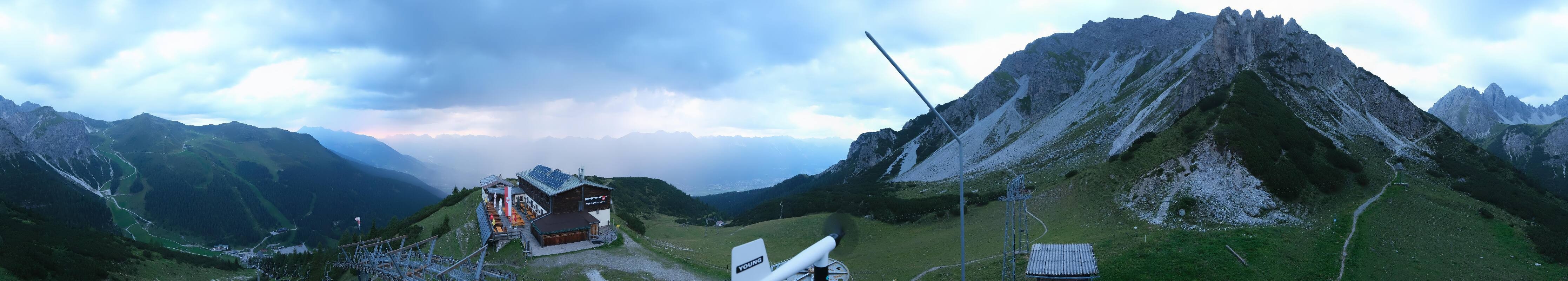 Archiv Foto Webcam Axams: Blick vom Birgitzköpflhaus