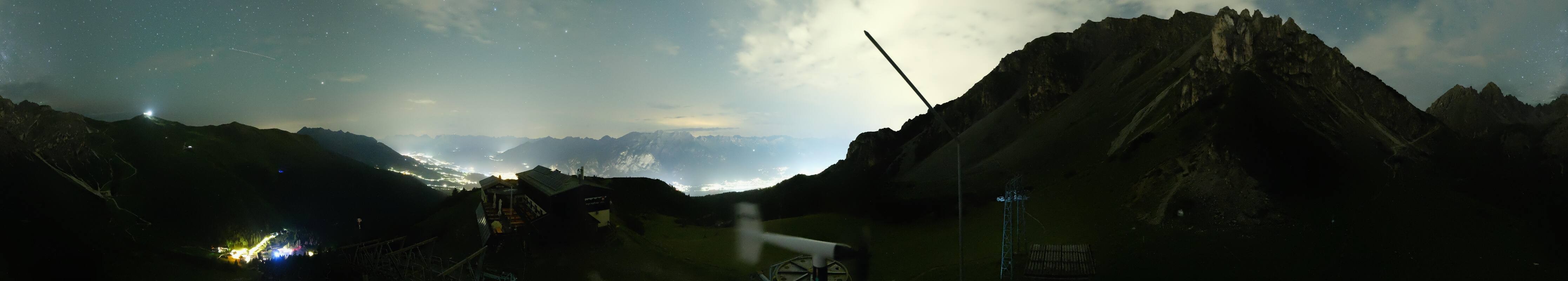 Archiv Foto Webcam Axams: Blick vom Birgitzköpflhaus