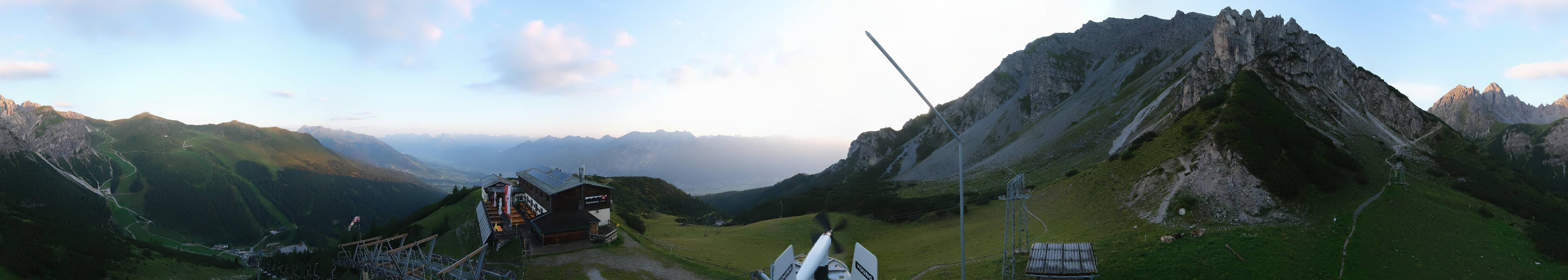 Archiv Foto Webcam Axams: Blick vom Birgitzköpflhaus