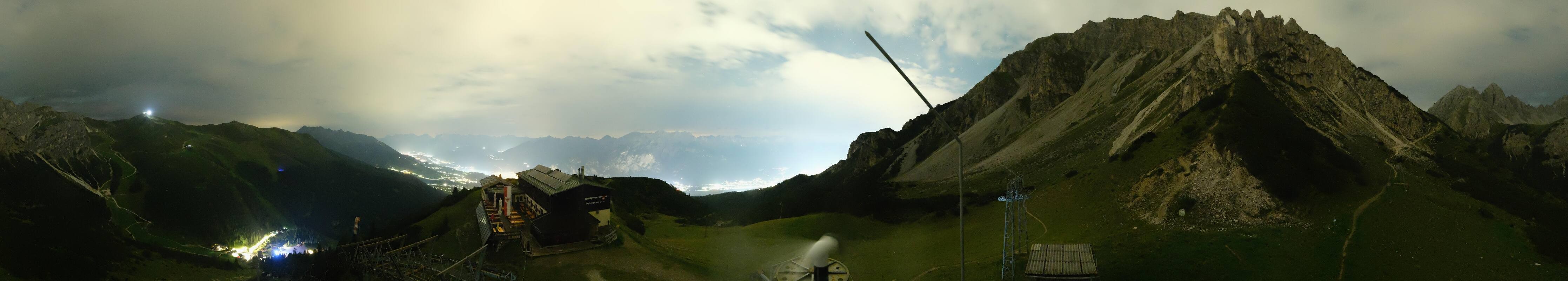 Archiv Foto Webcam Axams: Blick vom Birgitzköpflhaus
