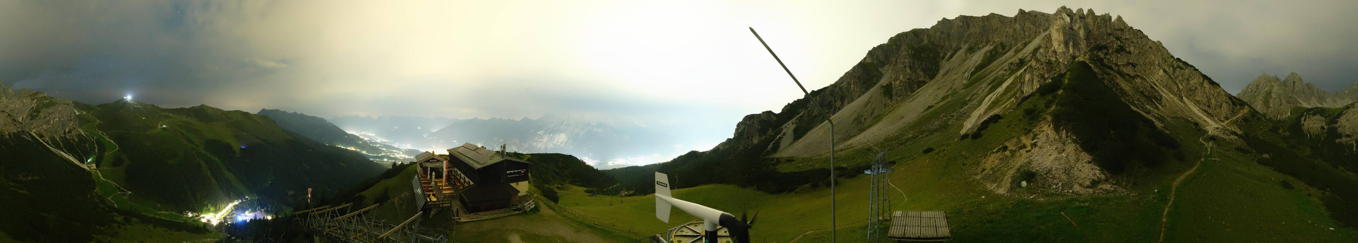 Archiv Foto Webcam Axams: Blick vom Birgitzköpflhaus