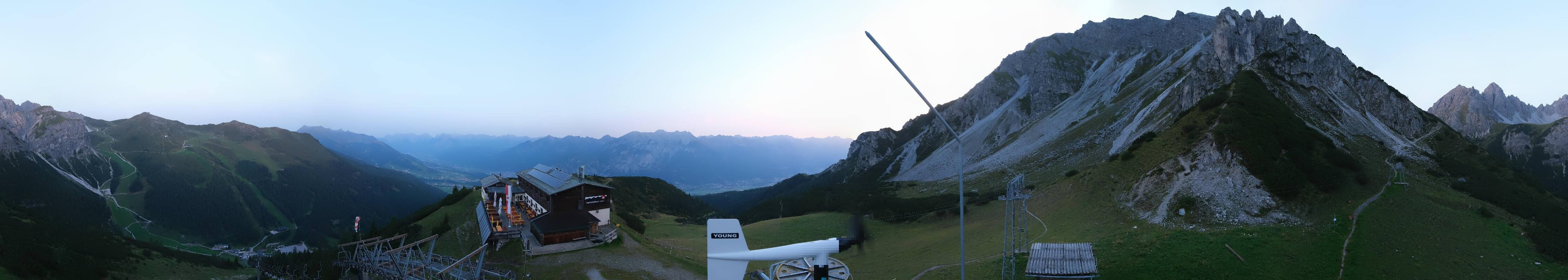 Archiv Foto Webcam Axams: Blick vom Birgitzköpflhaus