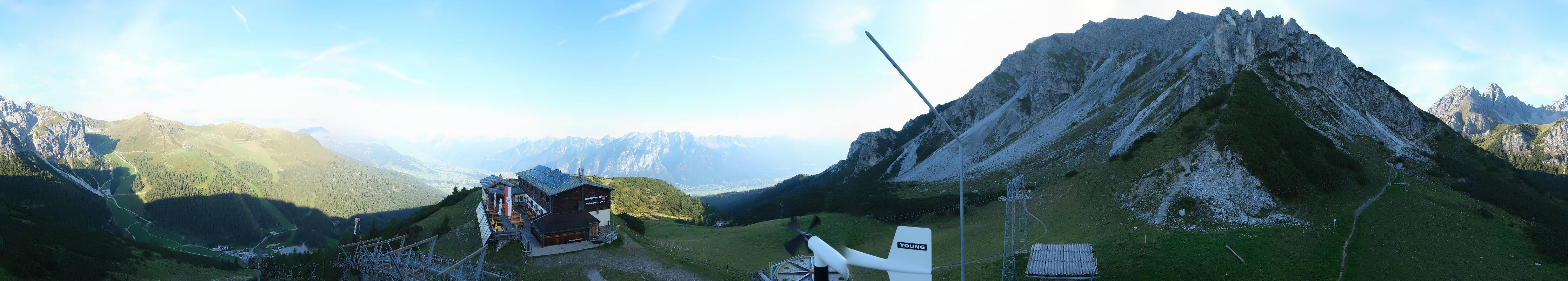 Archived image Webcam Axams: View Birgitzköpflhaus