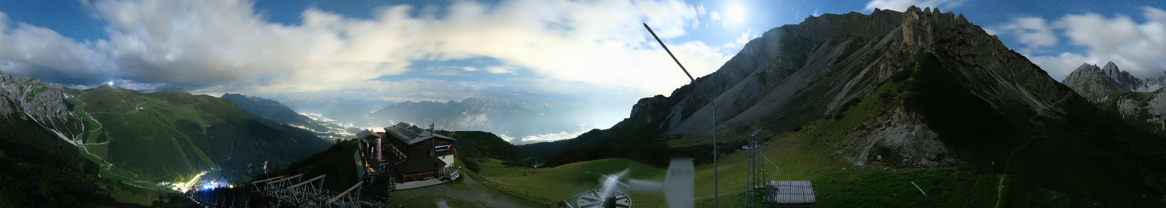 Archiv Foto Webcam Axams: Blick vom Birgitzköpflhaus