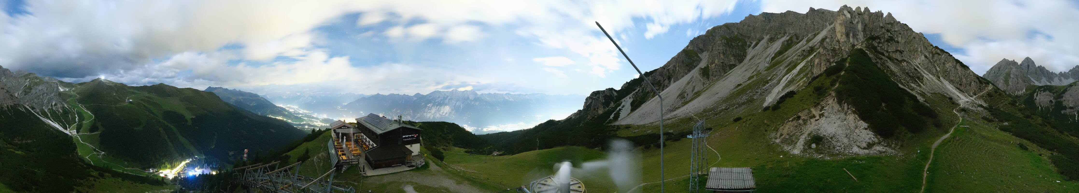 Archiv Foto Webcam Axams: Blick vom Birgitzköpflhaus