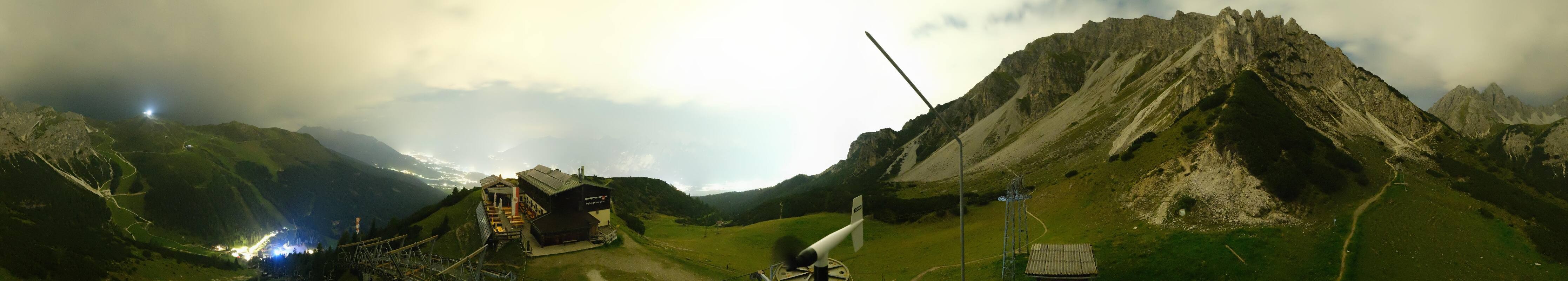 Archiv Foto Webcam Axams: Blick vom Birgitzköpflhaus